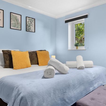 Watford Cozy Full Home - Perfect For Harry Potter Studios! Eksteriør billede